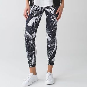 Lululemon High Times Pant *Full-On Luon, Static Mist White Black
